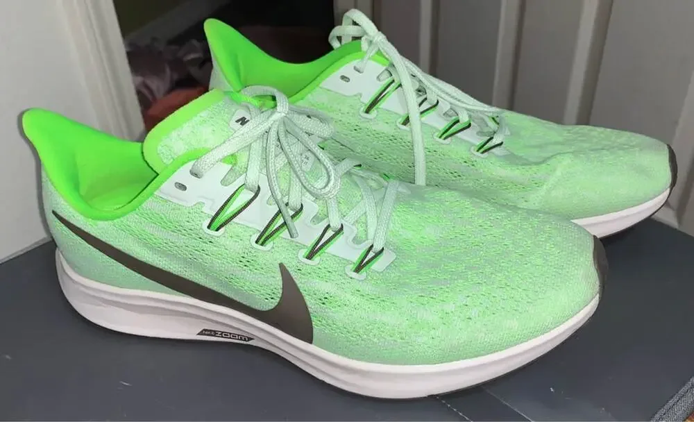 Nike Air Zoom Pegasus 36 Size 9.5
